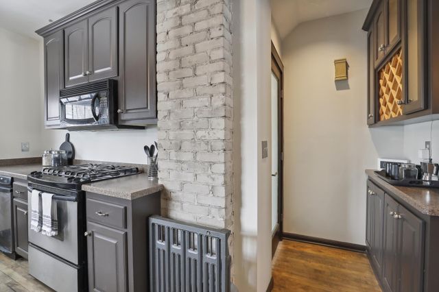 3011 W 47th Street, Minneapolis, MN 55410