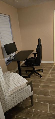 2879 SW 10th St B, Fort Lauderdale, FL 33312