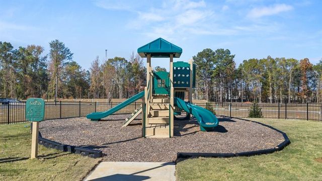 2012 Roseleigh Drive, Douglasville, GA 30134