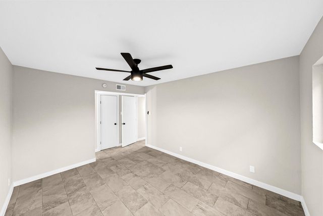 2600 Penny LN 118, Austin, TX 78757