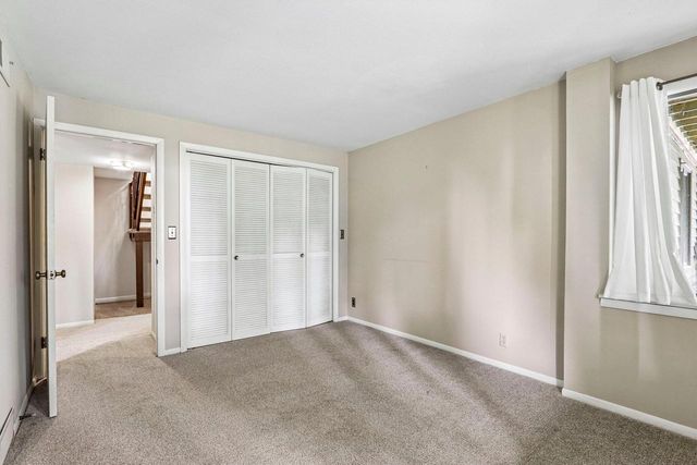 W333S221 Glen Oaks DRIVE, Delafield, WI 53018