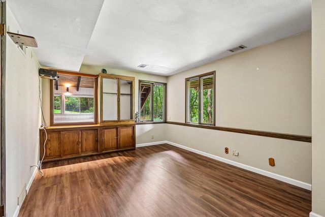 W333S221 Glen Oaks DRIVE, Delafield, WI 53018