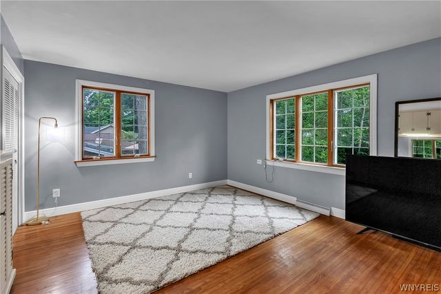 20 Nieman Drive, Orchard Park, NY 14127