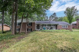 20 Nieman Drive, Orchard Park, NY 14127