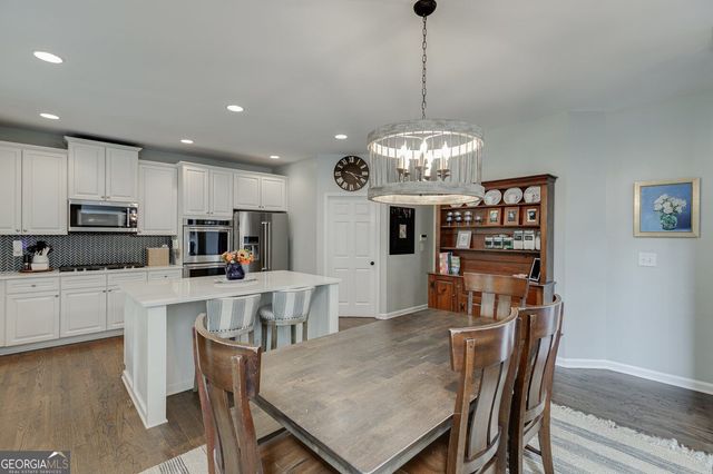 514 Streamwood Ivy Trail, Suwanee, GA 30024