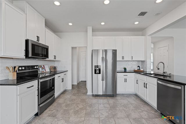 204 Benmyrtle Trail, Georgetown, TX 78626