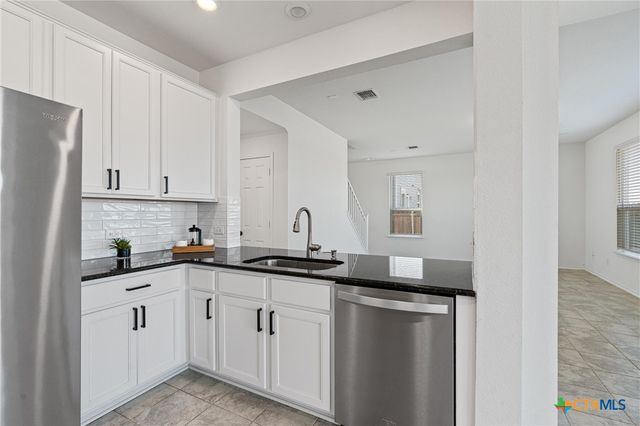 204 Benmyrtle Trail, Georgetown, TX 78626