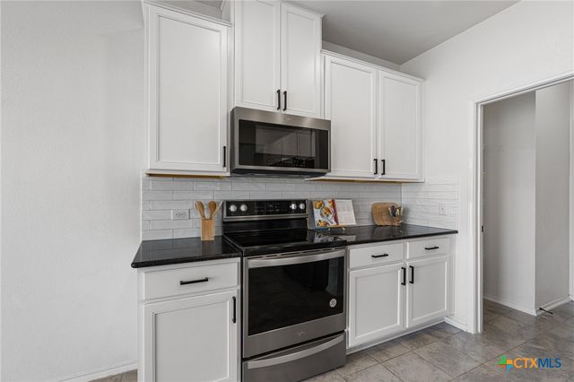 204 Benmyrtle Trail, Georgetown, TX 78626