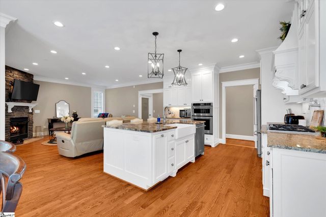 199 Wren School Road, Piedmont, SC 29673