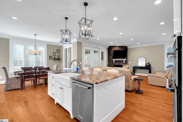 199 Wren School Road, Piedmont, SC 29673