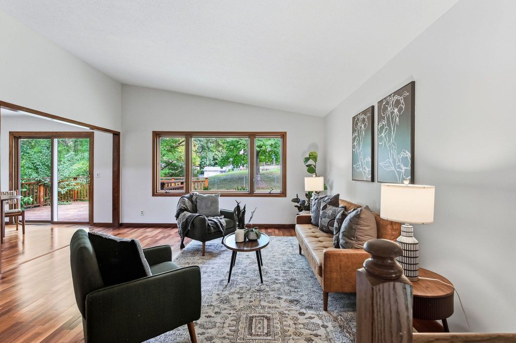 13121 Upton Avenue S, Burnsville, MN 55337 — photo 2