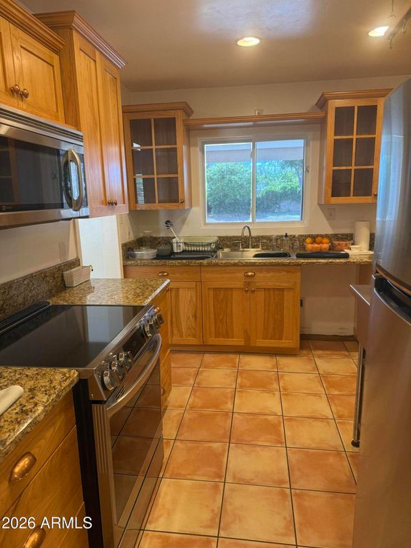 519 E BELMONT Avenue, Phoenix, AZ 85020 — exterior