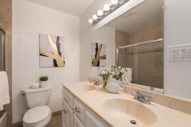 822 Cedar Street A, Redwood City, CA 94063