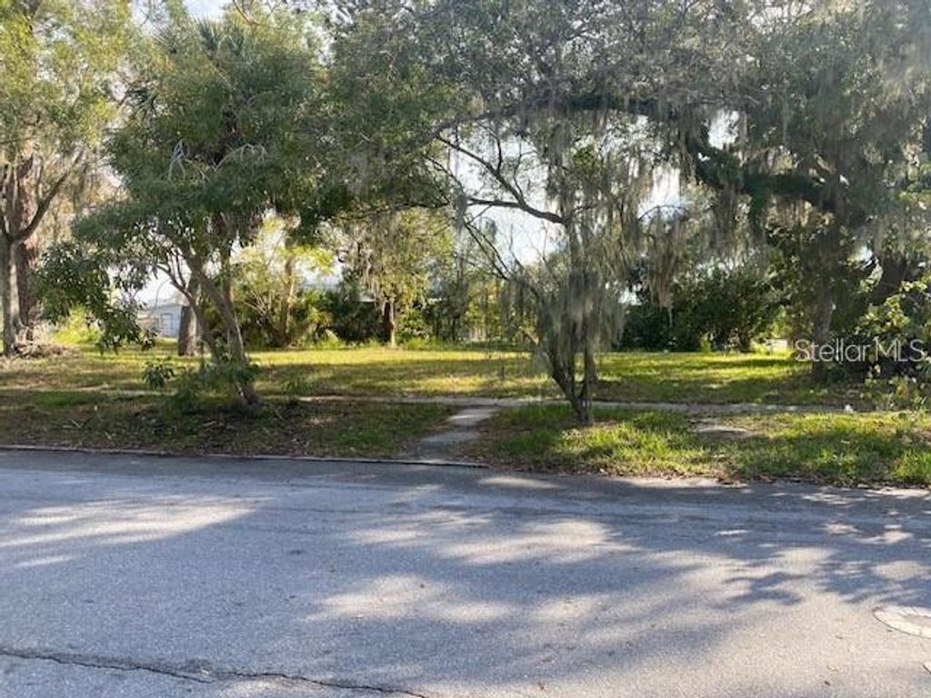 1406 15TH STREET, Sarasota, FL 34236