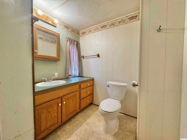 355 Bainbridge Street, Barry, IL 62312