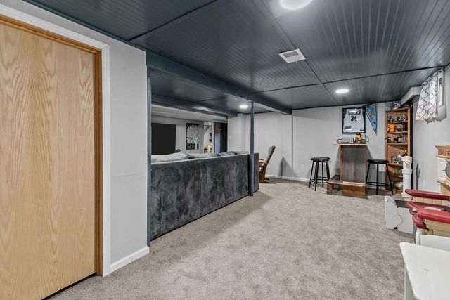 572 NEWTOLS STREET, Green Bay, WI 54302