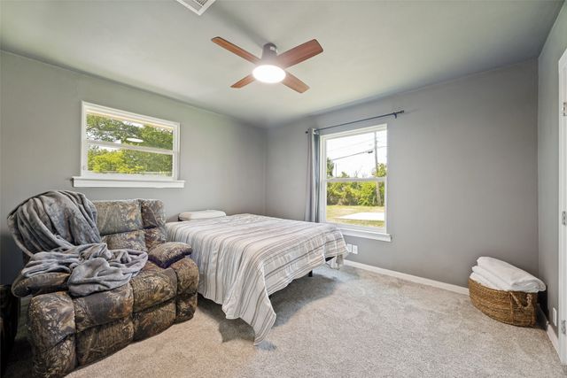 1800 W Walker Street, Denison, TX 75020