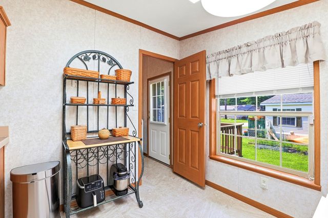 28 Emile Drive, Allenstown, NH 03275