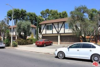 7346 Ventura Canyon Avenue, Van Nuys (los Angeles), CA 91405