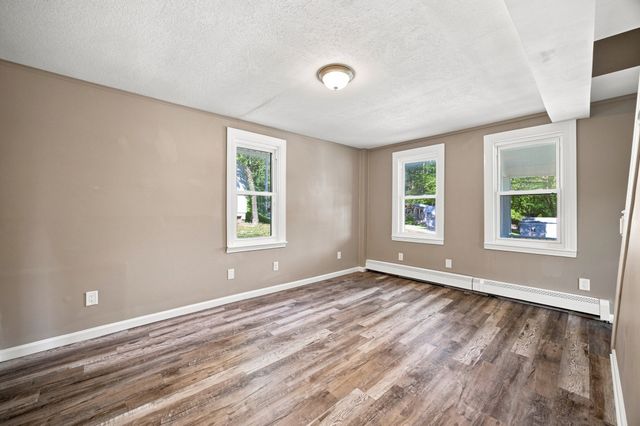 188 Breckenridge St, Palmer, MA 01069