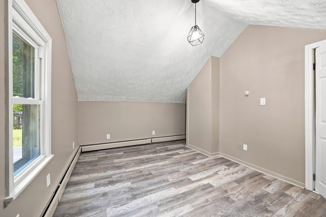 188 Breckenridge St, Palmer, MA 01069