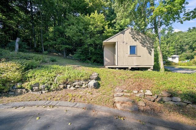 188 Breckenridge St, Palmer, MA 01069