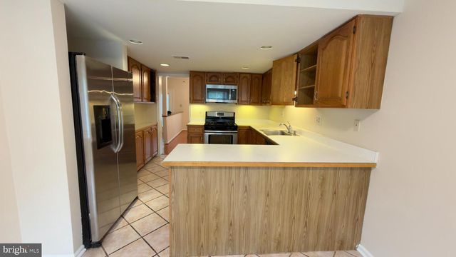 79 MILITIA HILL, Chesterbrook, PA 19087