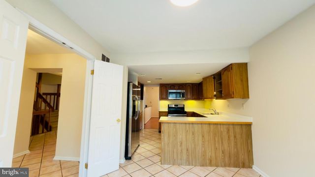 79 MILITIA HILL, Chesterbrook, PA 19087