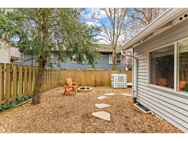 12008 Se BUSH St, Portland, OR 97266