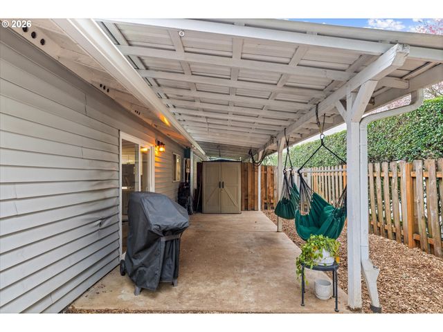 12008 Se BUSH St, Portland, OR 97266