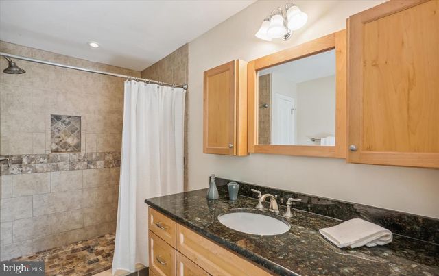 11730 GLEN MILL RD, Potomac, MD 20854