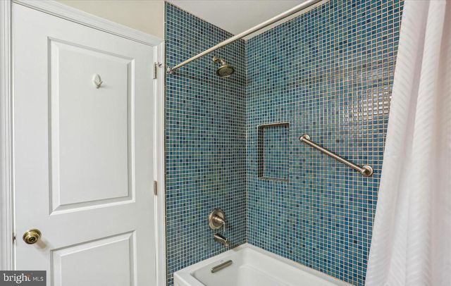 11730 GLEN MILL RD, Potomac, MD 20854