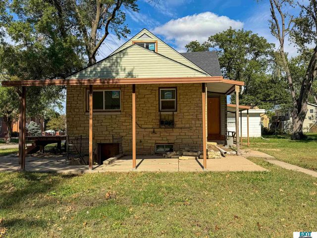 2700 N 56th Street, Lincoln, NE 68504