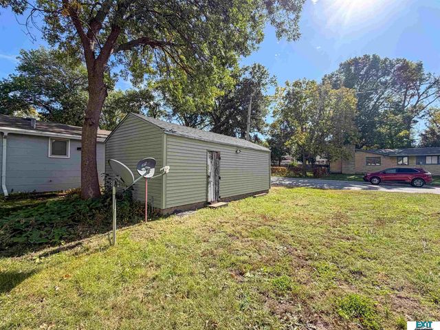 2700 N 56th Street, Lincoln, NE 68504