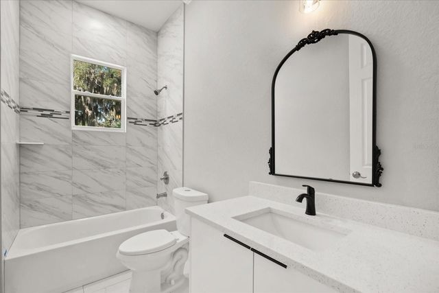 319 WATER SHORE DRIVE, Leesburg, FL 34748