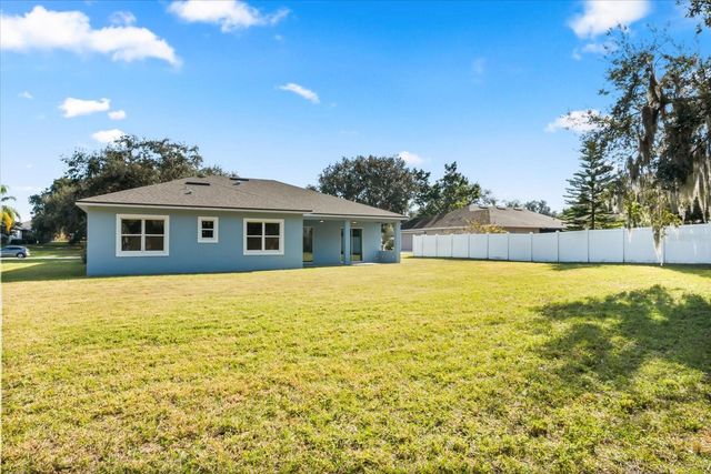 319 WATER SHORE DRIVE, Leesburg, FL 34748