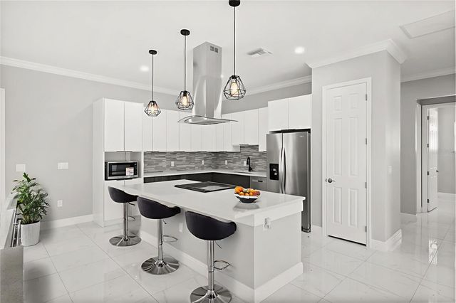 319 WATER SHORE DRIVE, Leesburg, FL 34748