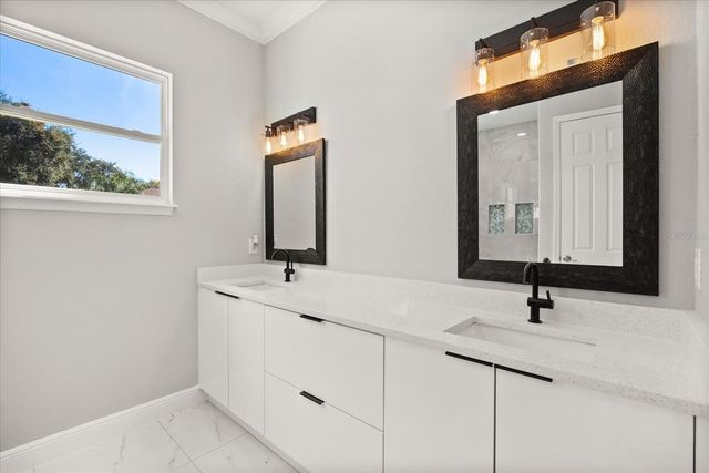 319 WATER SHORE DRIVE, Leesburg, FL 34748