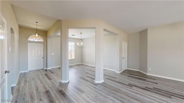 2001 NE 17th AVE, Cape Coral, FL 33909