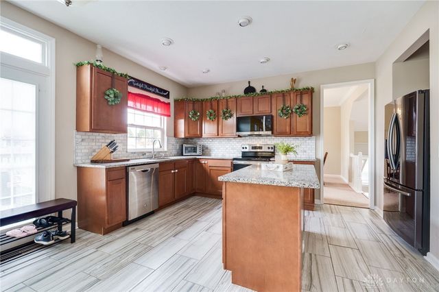 821 Arlington Avenue, Franklin, OH 45005