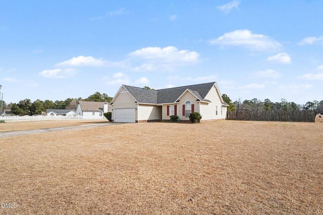 49 Whisper Creek Court, Linden, NC 28356
