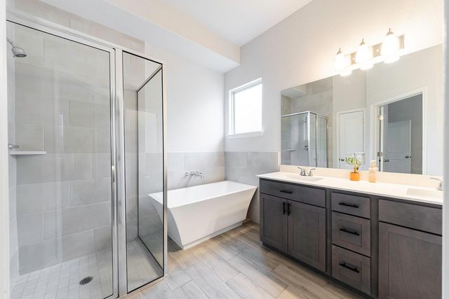 309 Greenway DR, Georgetown, TX 78628