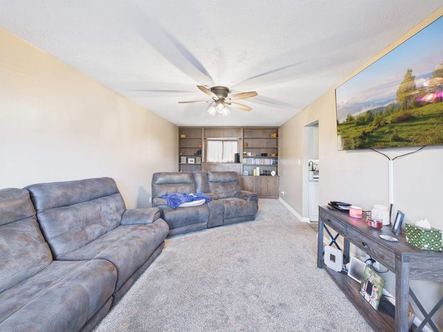 406 Jeannine Street, Ironton, OH 45638