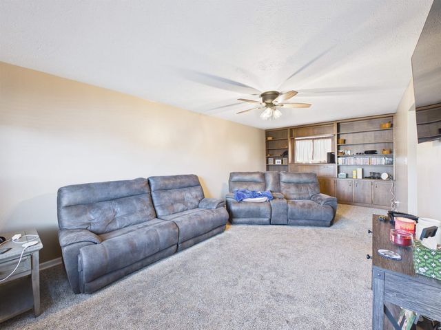 406 Jeannine Street, Ironton, OH 45638