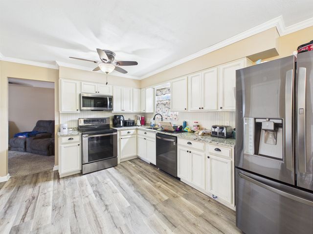 406 Jeannine Street, Ironton, OH 45638