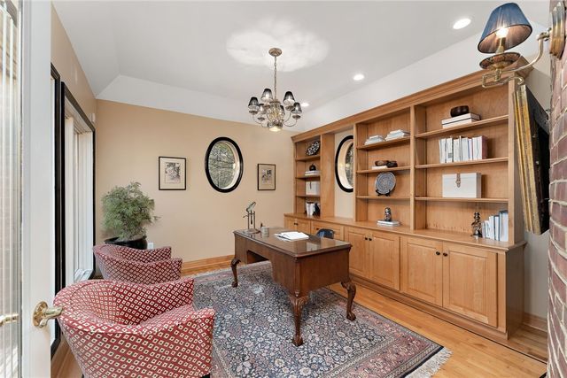 104-102 Thornbrook Drive, Penn Twp, PA 16002