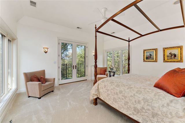 104-102 Thornbrook Drive, Penn Twp, PA 16002