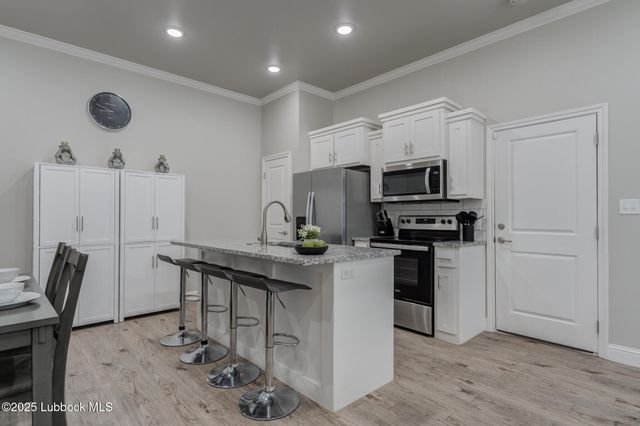 1206 N Essex Avenue, Lubbock, TX 79416