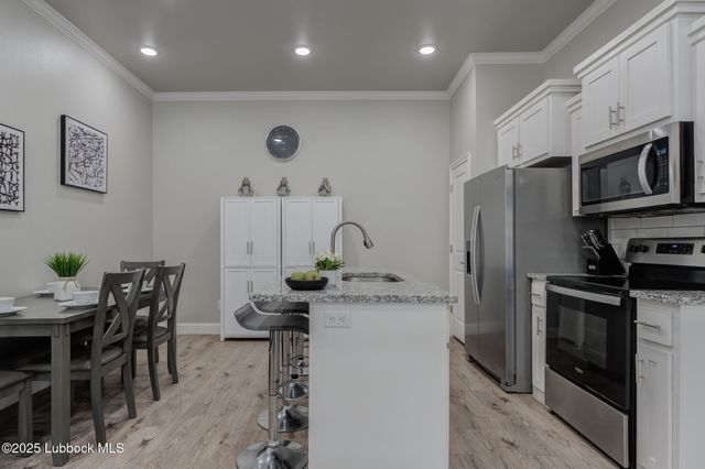 1206 N Essex Avenue, Lubbock, TX 79416