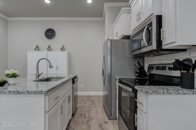 1206 N Essex Avenue, Lubbock, TX 79416